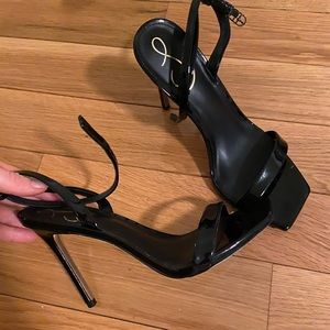 Sam Edelman heel in patent leather black, size 7.5